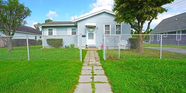 406 BURTON AVENUE