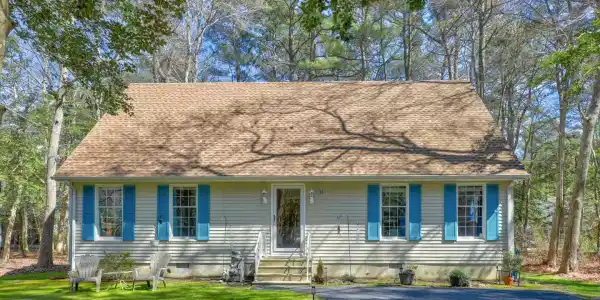 11 CAMELOT CIRCLE