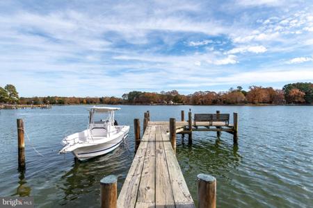 9149 MALLARD POINT COURT
