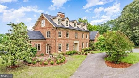 7600 CHAPEL POINT ROAD