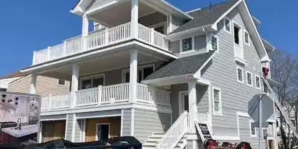 401 CORAL STREET