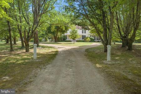 762 CHESAPEAKE DRIVE