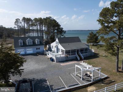 1887 POINT BREEZE DRIVE