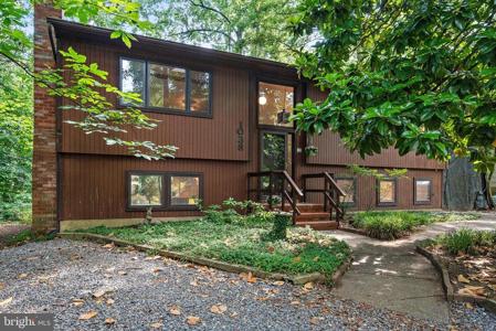 1038 HARBOR DRIVE
