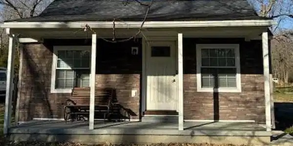 2389 WHITE OAK ROAD