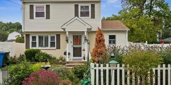 63 7TH STREET