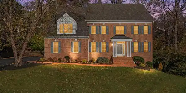 932 HILLTOP ROAD