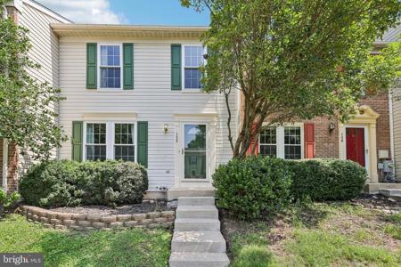 132 FOXCHASE DRIVE
