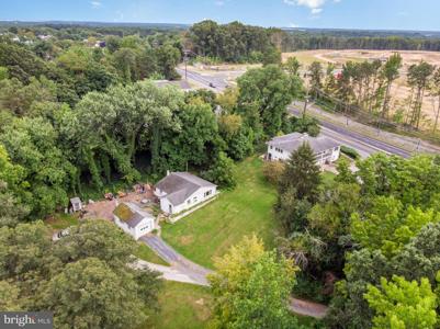 805 MAGNOLIA ROAD