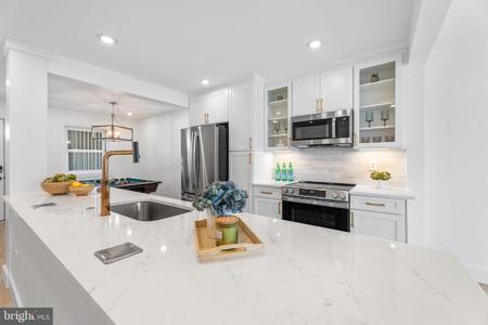 615 SALT SPRAY ROAD