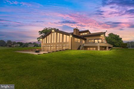 1160 TOWN POINT ROAD