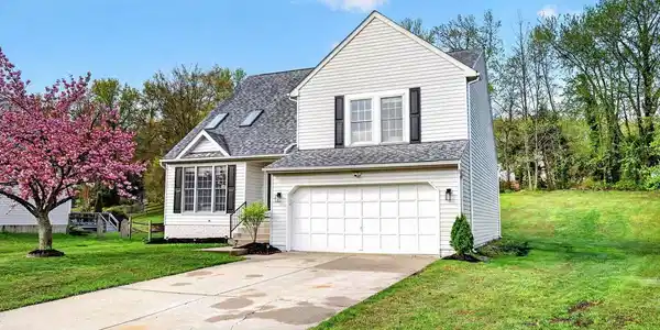 1412 VALLEY FORGE WAY