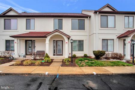 53B QUEEN CAROLINE COURT