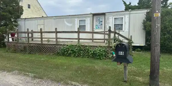 88 HUBBARD AVENUE