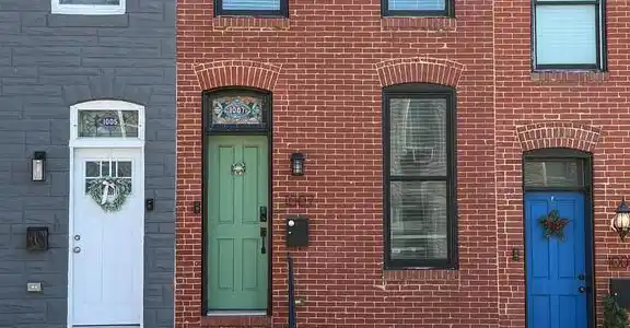 1007 EAST AVENUE