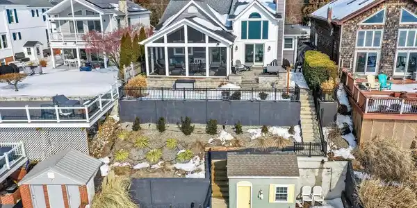 2116 RIVERVIEW ROAD