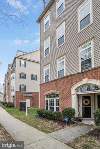 1463 BRADEN LOOP