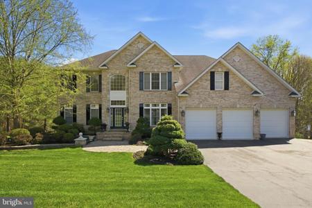 26 LAKE FOREST DRIVE