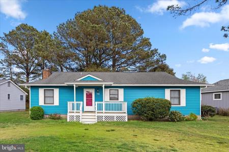 738 FENWOOD CIRCLE