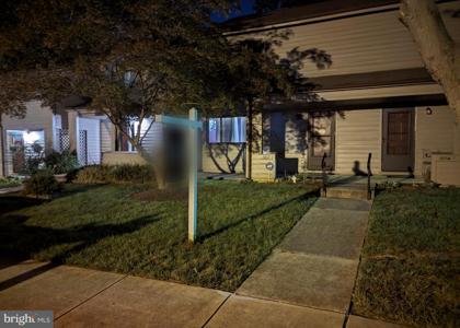 1012 CEDAR RIDGE COURT