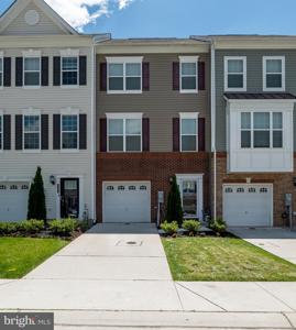 521 HEATHLAND TRAIL