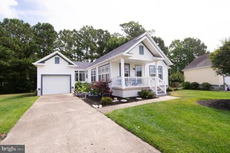 13 BLUE HERON CIRCLE
