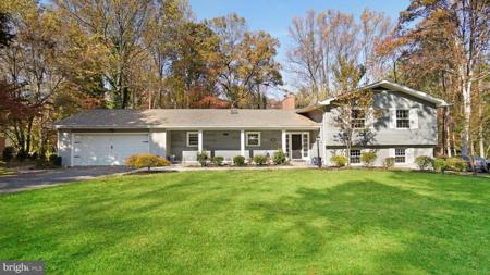 318 SAINT IVES DRIVE