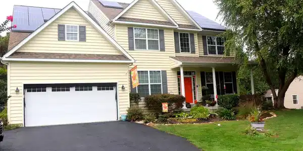 33 SUNBURST DRIVE