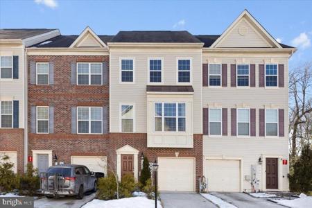 525 BLUFFTON DRIVE