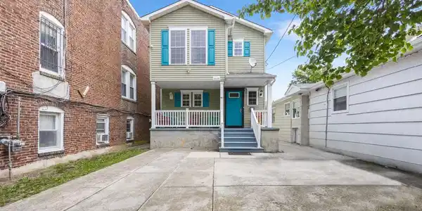 121 MONTPELIER AVENUE