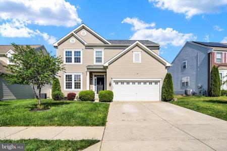 637 BENTGRASS DRIVE