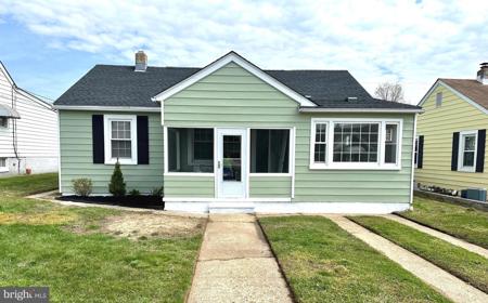 1811 WALNUT