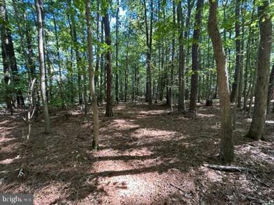 QUAKER NECK ROAD