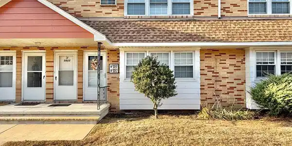 5421 SUFFOLK COURT