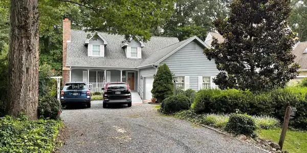 12 WHALER LANE