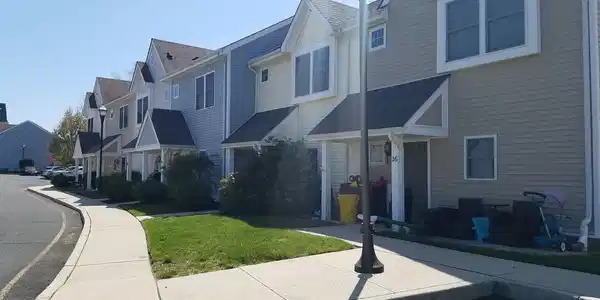 24 CEDAR CROSSING