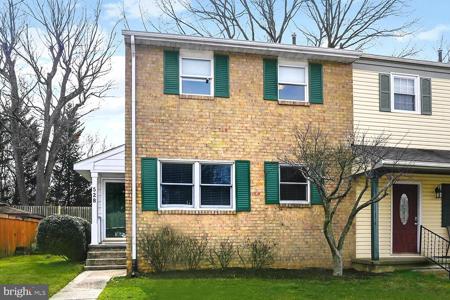 528 VALLEYWOOD ROAD