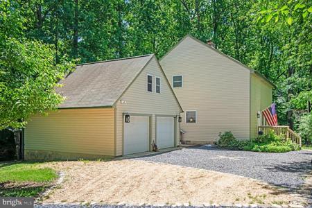 5290 HICKORY CREEK PLACE