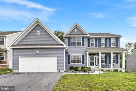 119 STEAMBOAT COURT