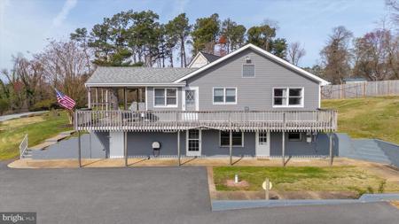 3166 DUPONT PARKWAY