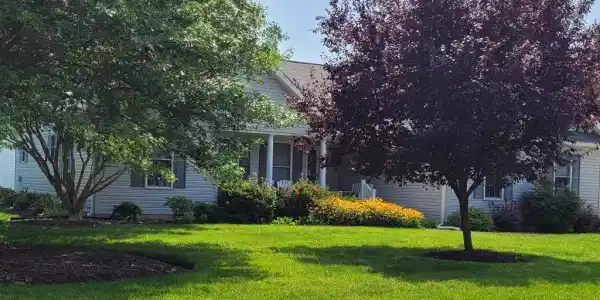 201 CANARY DRIVE