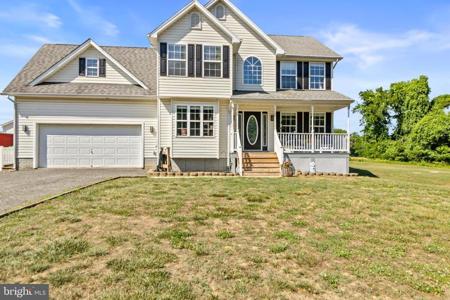1525 SHARPES COURT