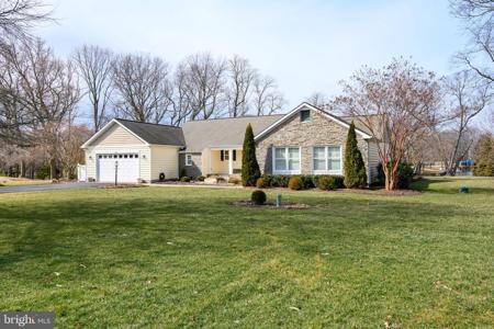 108 HOLLY COURT