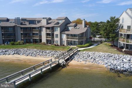 2133 BEACH VILLAGE COURT