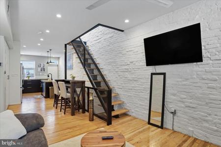 133 CURLEY STREET