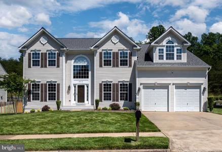 2812 MYRTLEWOOD DRIVE