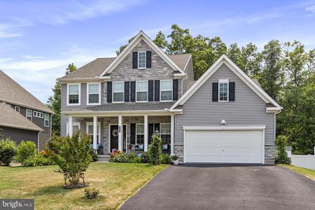 164 STEAMBOAT COURT
