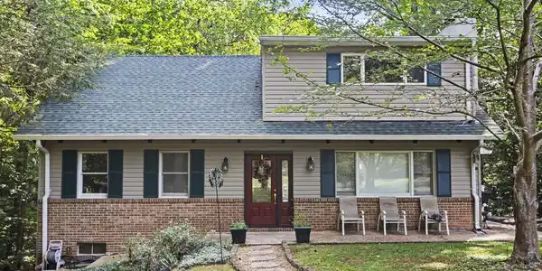 27086 HOLLY LANE