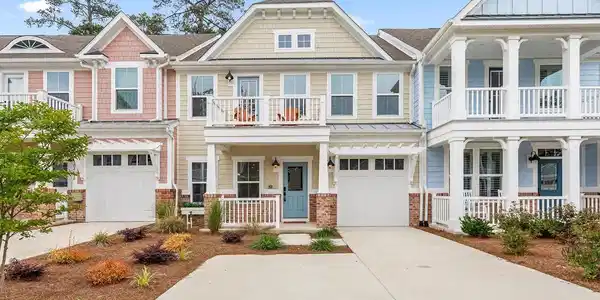 22196 DUNE CIRCLE