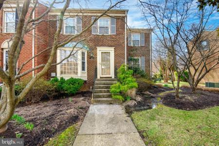 1472 BAY GREEN DRIVE